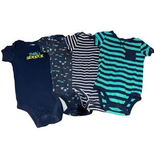 Carter’s EUC 4Pieces Baby Boy Onesies